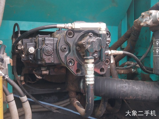 神钢 SK350LC-8 挖掘机