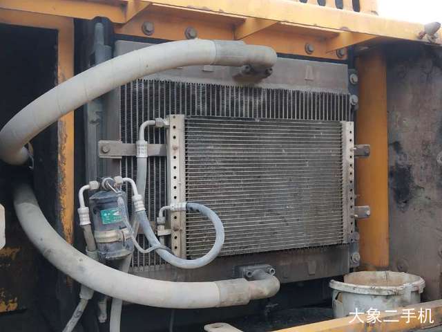 沃尔沃 EC240BLC 挖掘机