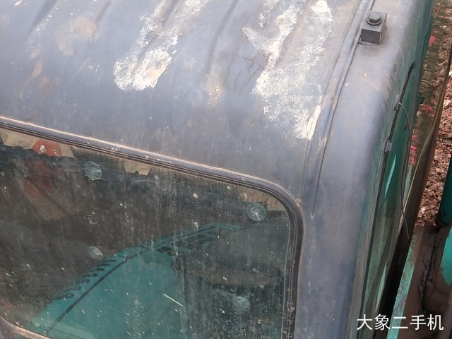 神钢 SK260LC-8 挖掘机