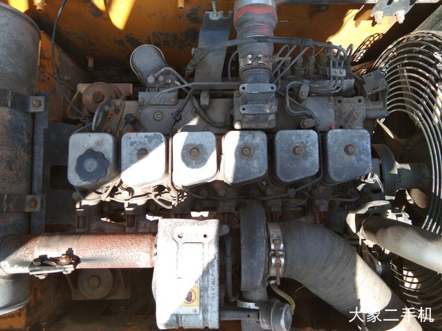 现代 R265LC-7 挖掘机