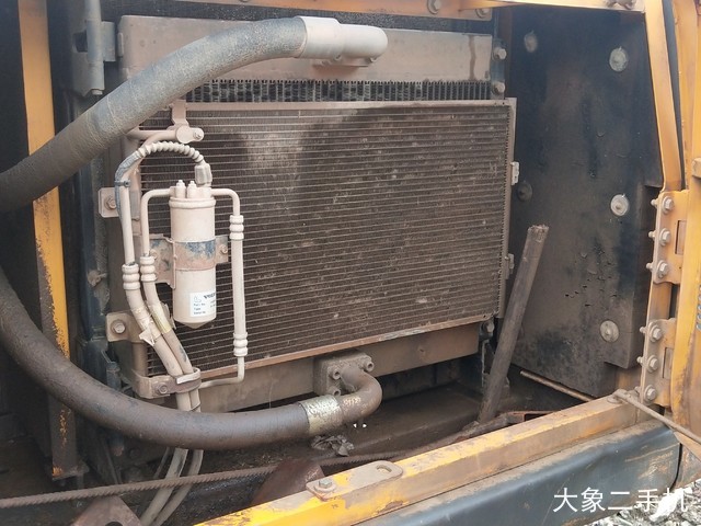 沃尔沃 EC290BLC 挖掘机