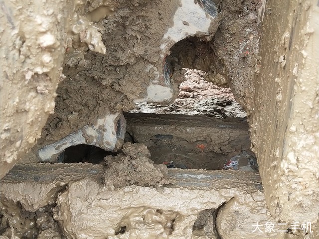 神钢 SK260LC-8 挖掘机