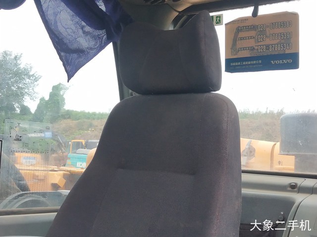 沃尔沃 EC290BLC 挖掘机