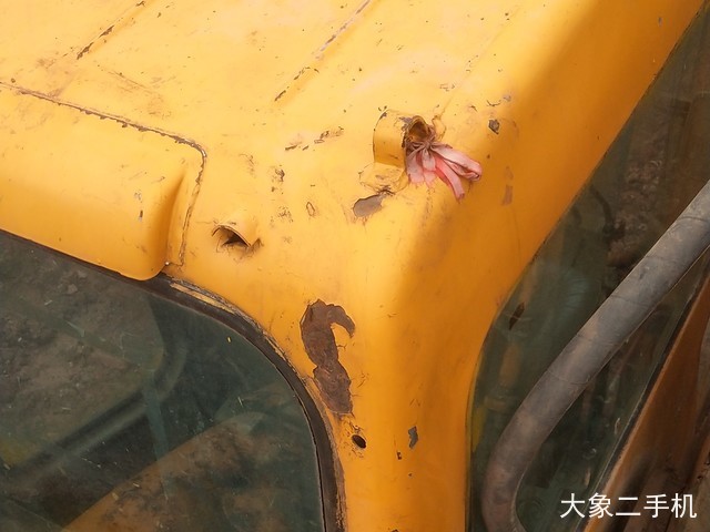 现代 R220-5 挖掘机