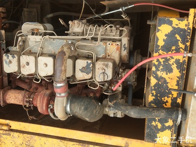 现代 R220-5 挖掘机