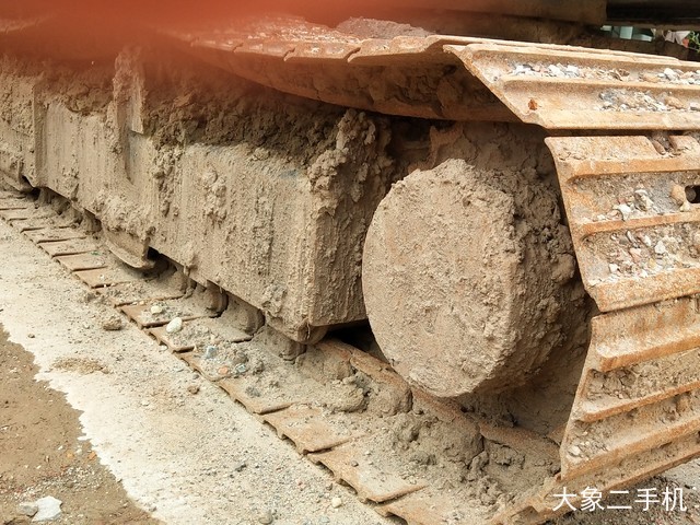 现代 R60-9VS 挖掘机