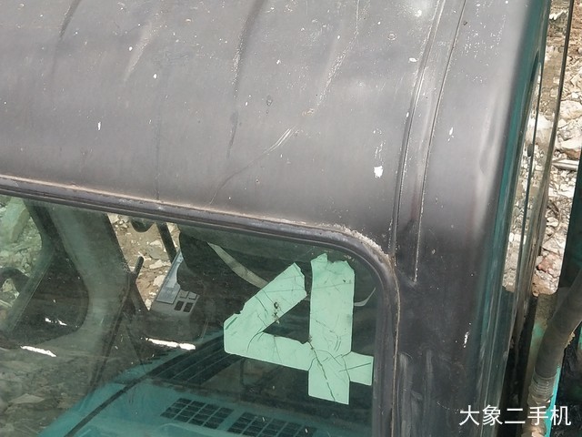 神钢 SK230-6E 挖掘机