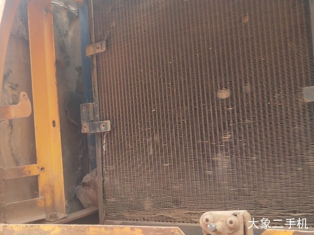 现代 R220-5 挖掘机