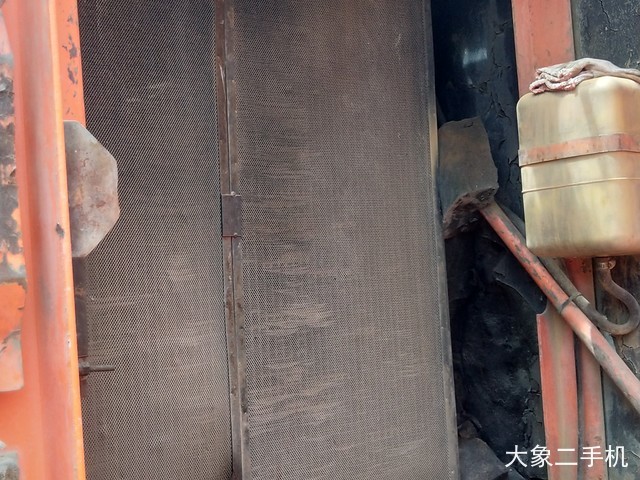 斗山 DH220-5 挖掘机