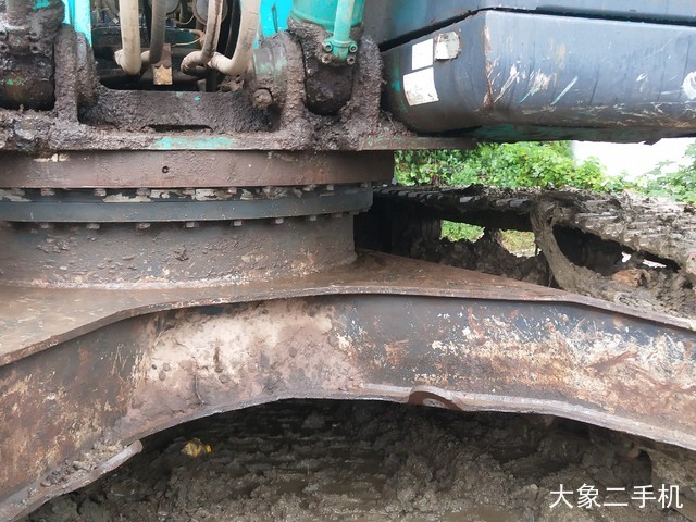 神钢 SK260LC-8 挖掘机