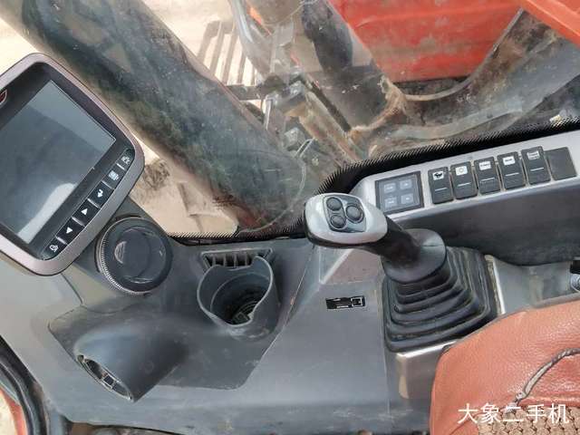 斗山 DX220LC-9C 挖掘机