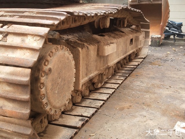 斗山 DH220LC-V 挖掘机