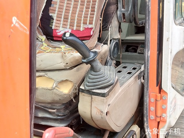 斗山 DH220-5 挖掘机