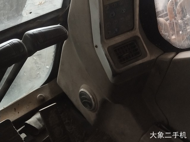 力士德 SC230.7 挖掘机