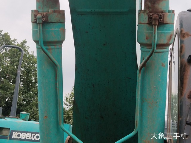 神钢 SK260LC-8 挖掘机