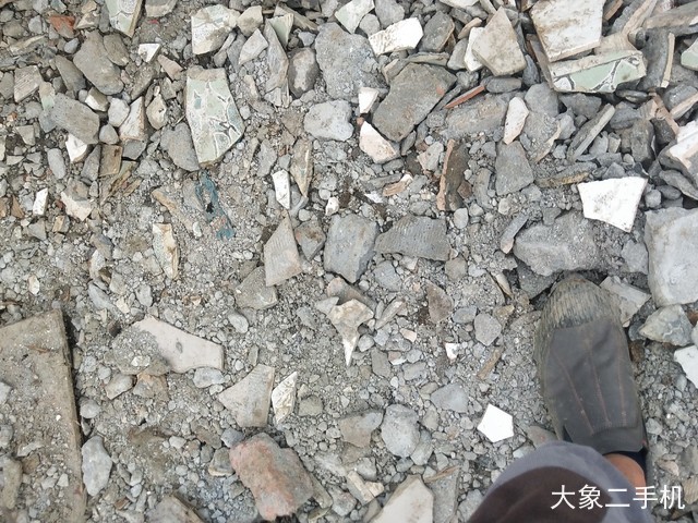 神钢 SK230-6E 挖掘机