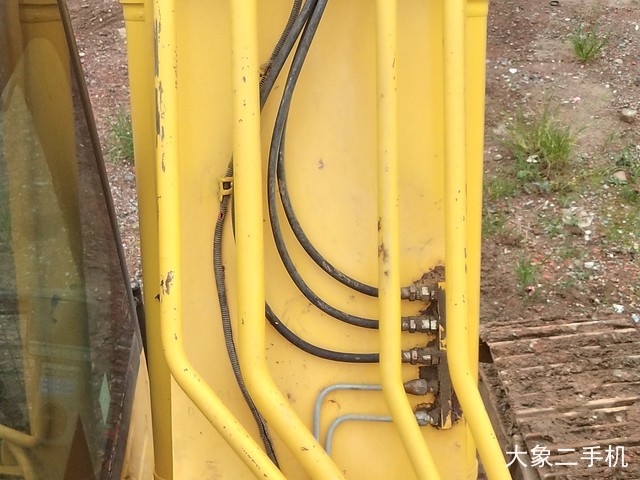 小松 PC240LC-8 挖掘机