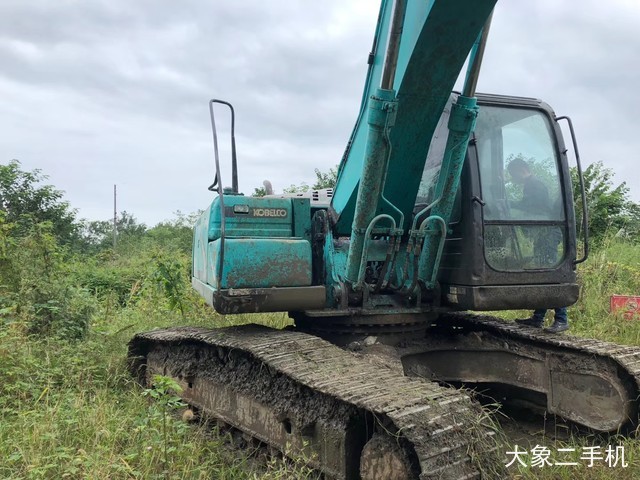 神钢 SK250LC-8 挖掘机