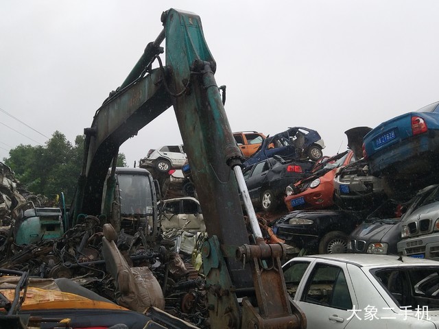 神钢 SK200-3 挖掘机