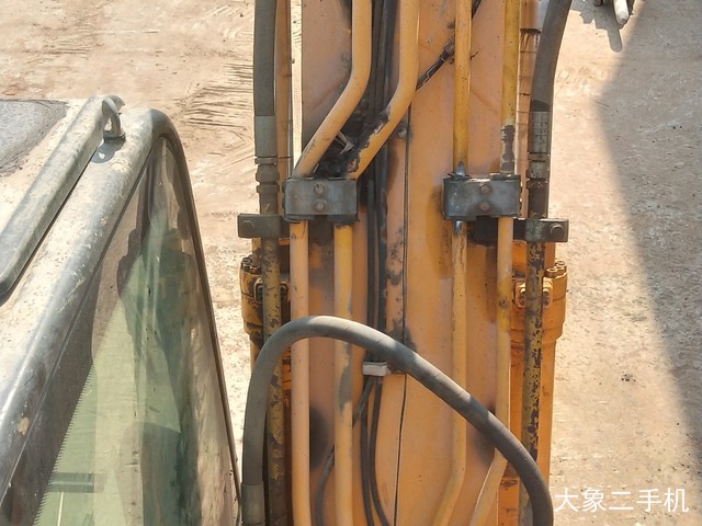 龙工 LG6150 挖掘机