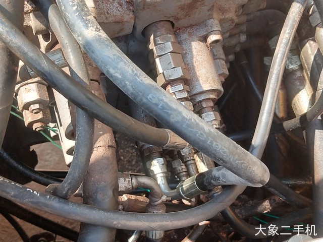 沃尔沃 EC210BLC 挖掘机