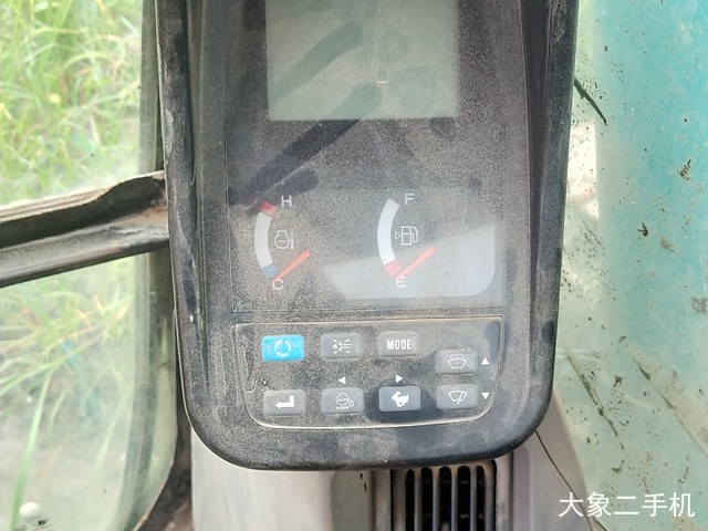 神钢 SK260LC-8 挖掘机