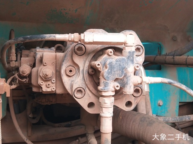 神钢 SK260LC-8 挖掘机