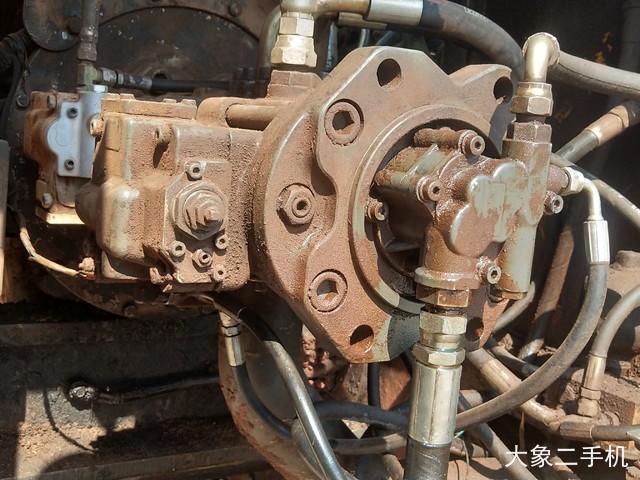 沃尔沃 EC210BLC 挖掘机