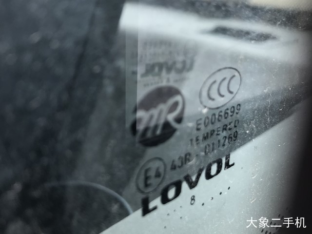 雷沃重工 FR60E 挖掘机