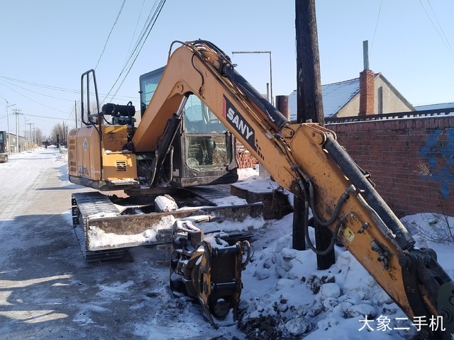 三一重工 SY75C-9 挖掘机