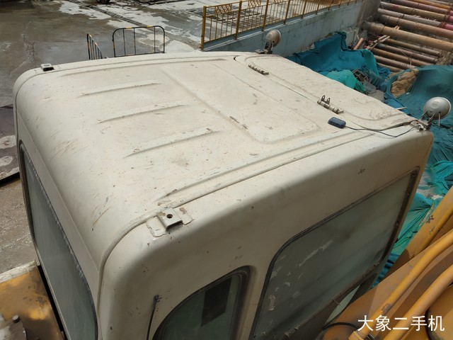 加藤 HD1023 挖掘机