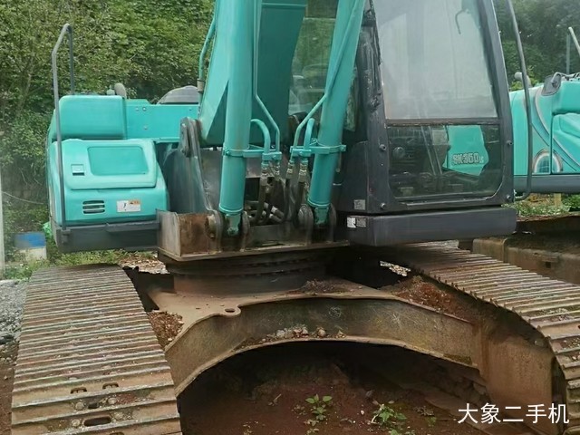 神钢 SK210LC-10 挖掘机