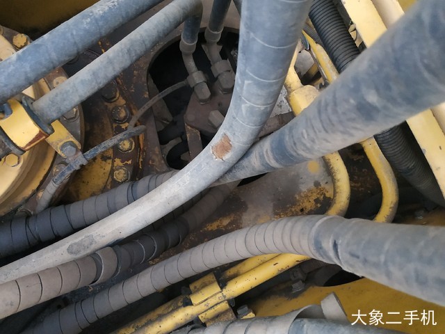 小松 PC220-8M0 挖掘机