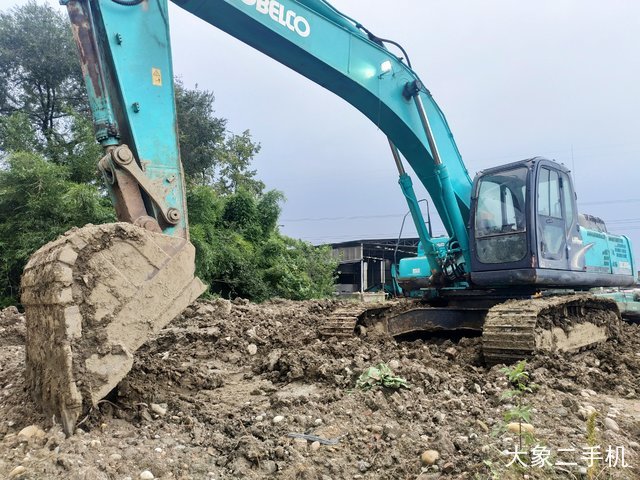 神钢 SK350LC-8 挖掘机