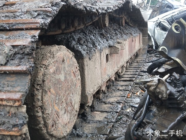 神钢 SK250-6E 挖掘机