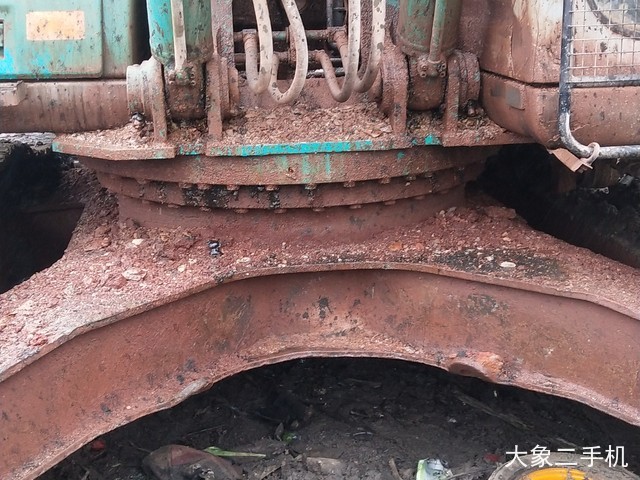 神钢 SK250-6E 挖掘机