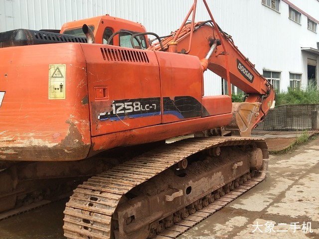 斗山 DH225LC-7 挖掘机