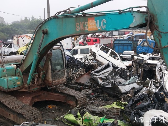 神钢 SK250-6E 挖掘机