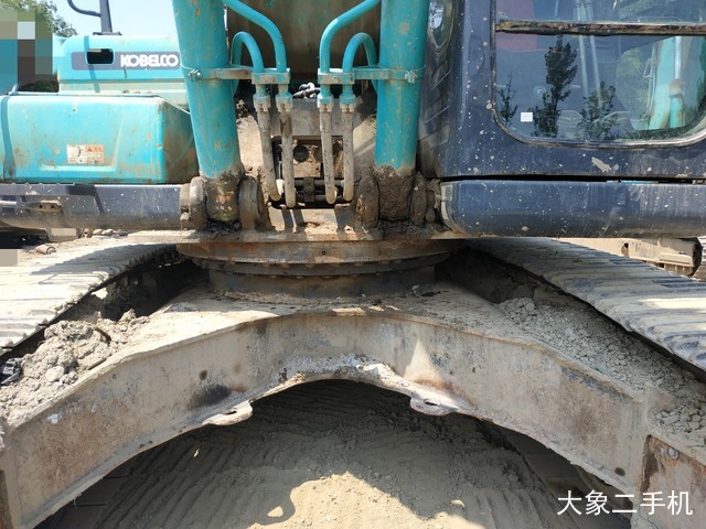 神钢 SK350LC-8 挖掘机