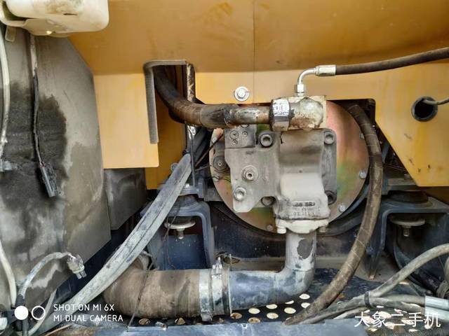 徐工 XE75D 挖掘机