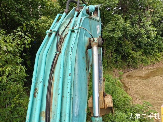 神钢 SK210-6E 挖掘机