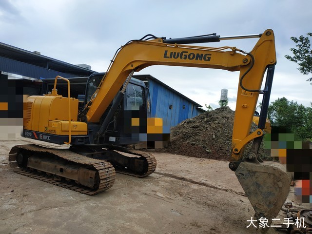 柳工 CLG908D 挖掘机