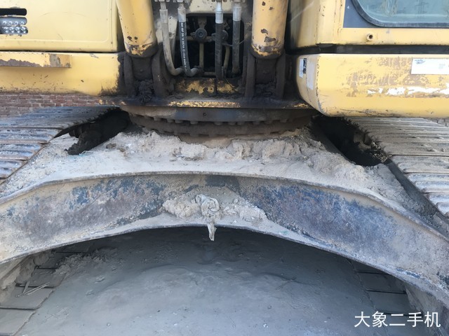 小松 PC220-8 挖掘机