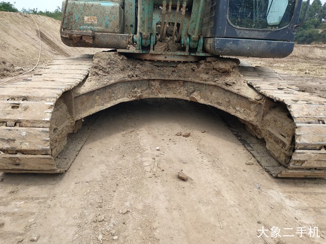 神钢 SK260LC-8 挖掘机