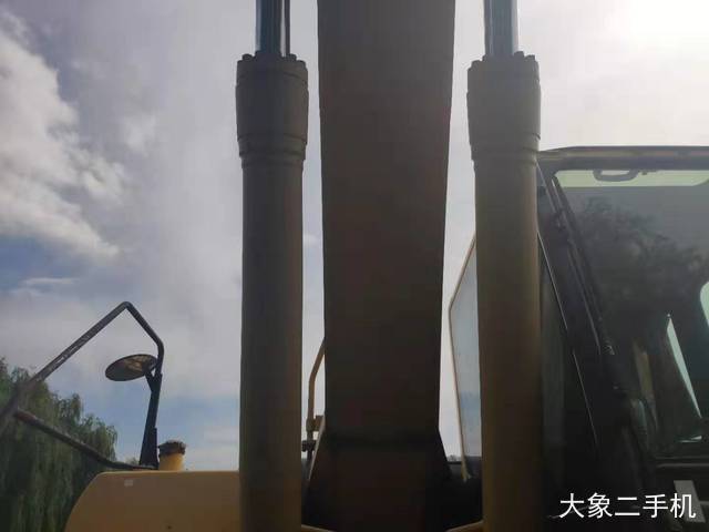 小松 PC220-8 挖掘机