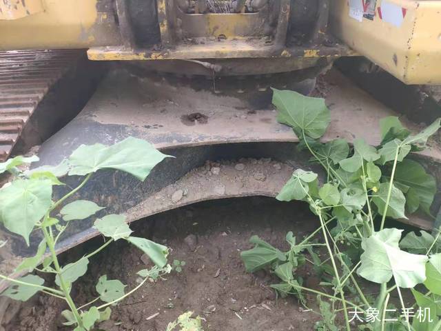 小松 PC220-8 挖掘机