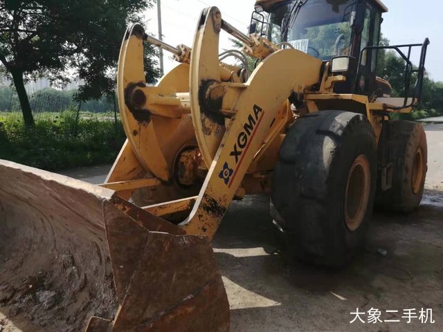 厦工 XG953III 装载机