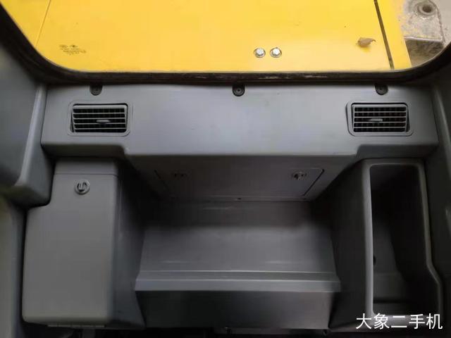 中联重科 ZE260E 挖掘机