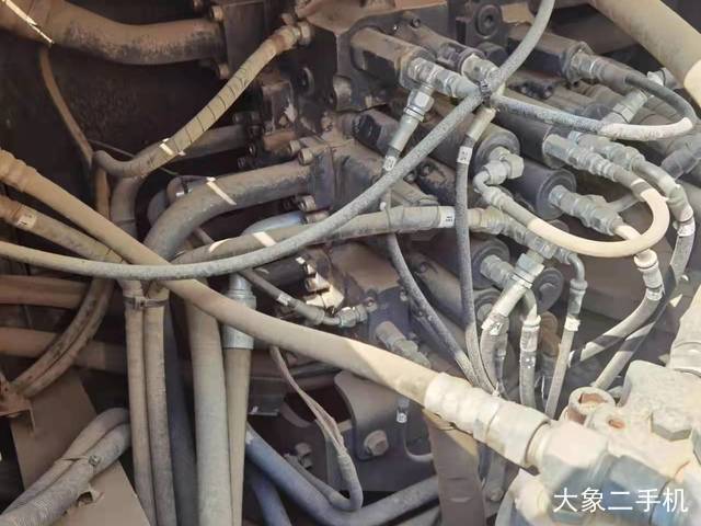 住友 SH200-5 挖掘机