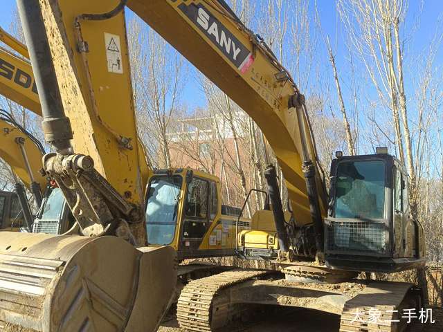 三一重工 SY245H 挖掘机